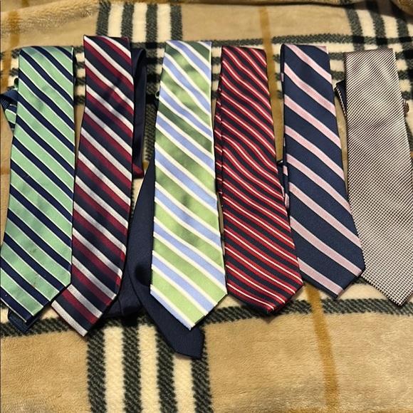 Tommy Hilfiger Green and Red Silk Ties Collection EUC